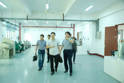 绍兴市科协主席黄浙平一行到分院参观交流