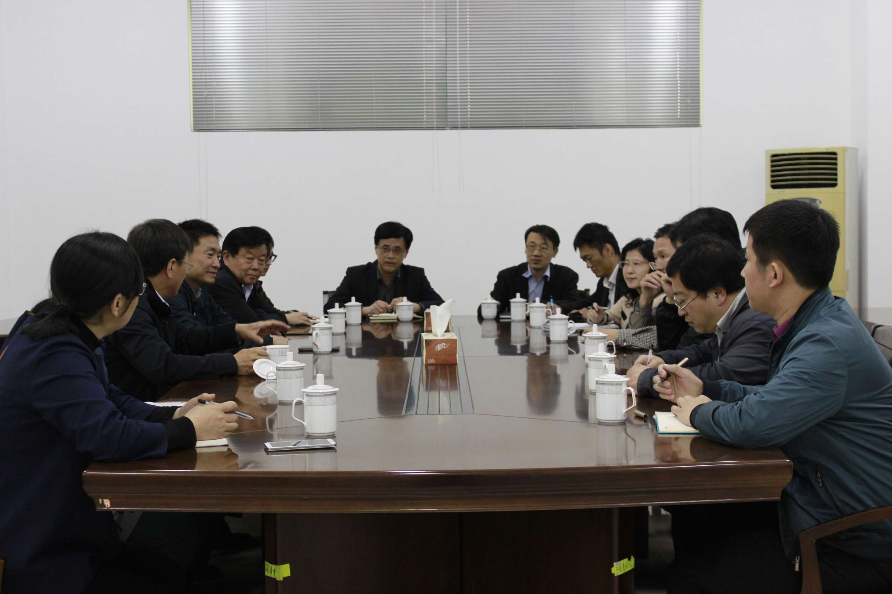 中纺院院长庄小雄一行赴绍兴视察指导工作