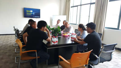 中纺院浙江院兰溪技术转移中心组织专家赴企业进行技术交流