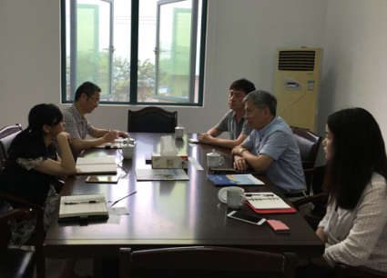 香港城市大学技术转移中心主任李鹤鸣一行到中纺院浙江院交流合作