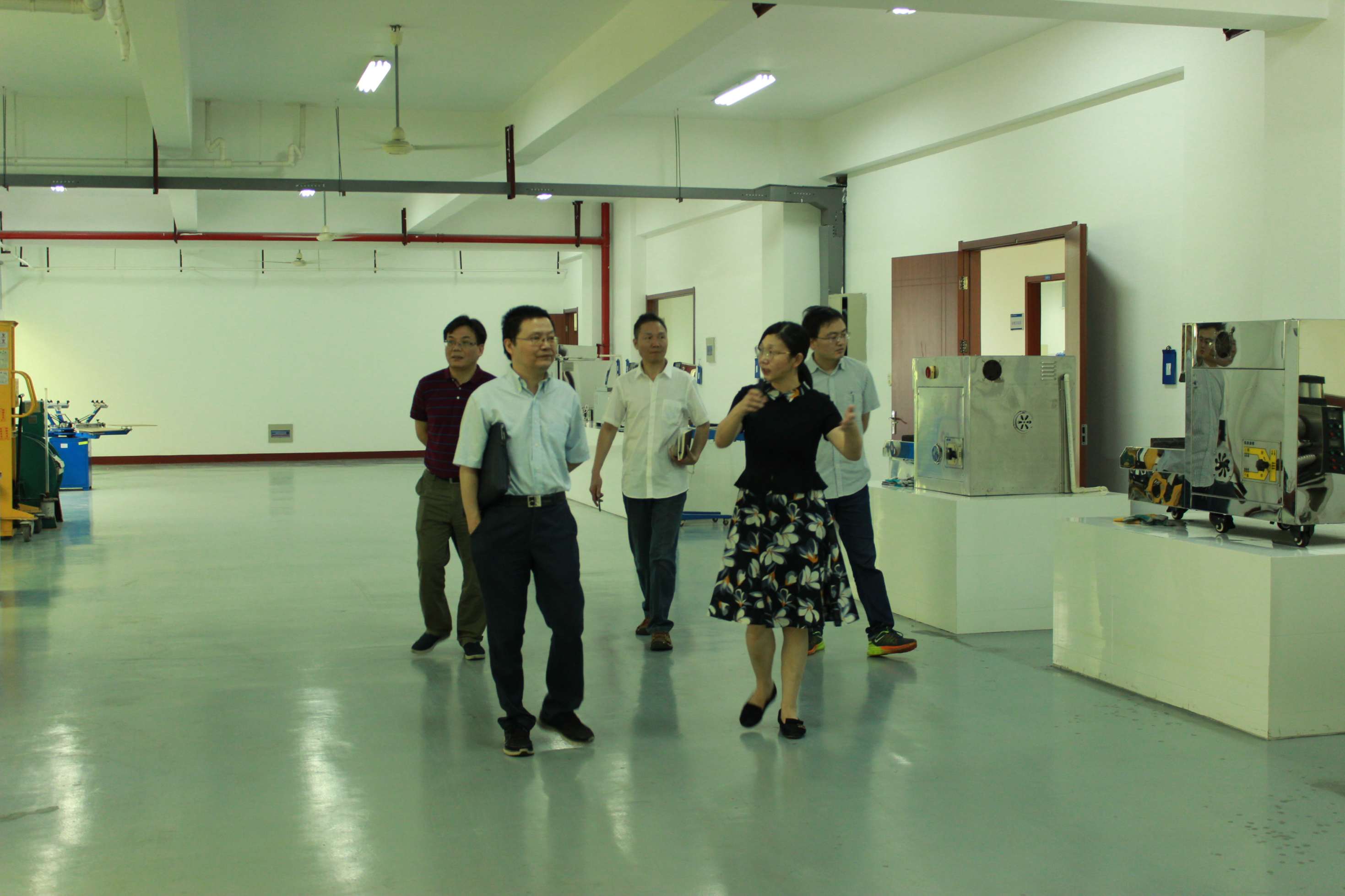 绍兴市科技局局长王辉一行到浙江分院调研